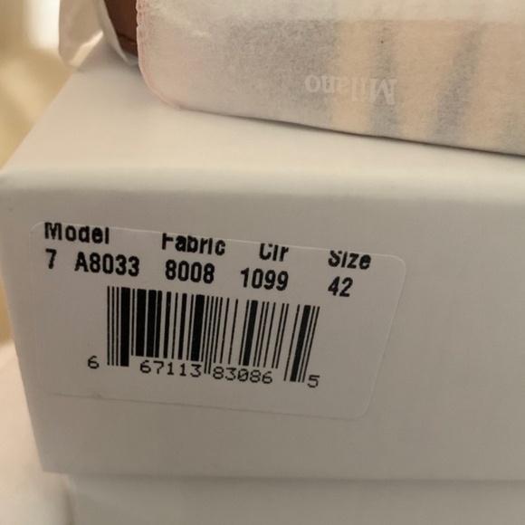 Authentic MOSCHINO Lettering Logo Belt - Picture 8 of 10